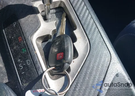 2013 Toyota Rav4 Xle z USA, uszkodzony, nr VIN 2T3RFREV0DW118694